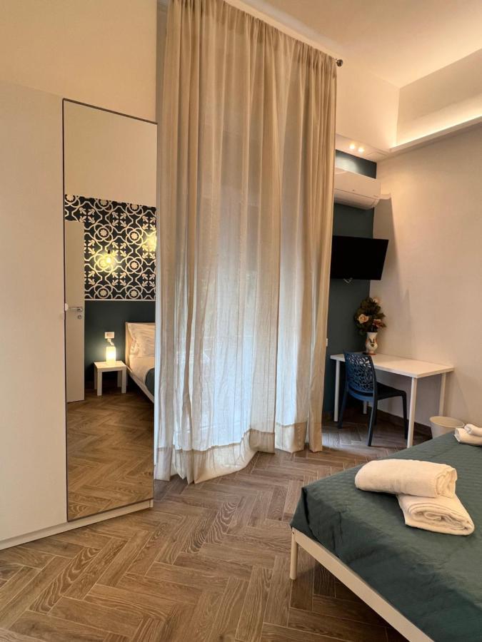 Serghouse Nápoly Kültér fotó